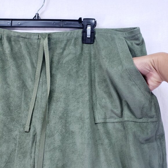 Susan Bristol Sage Green Suede 2 Piece Lounge Set Sweater Wide Leg Pants Size XL - Picture 15 of 16